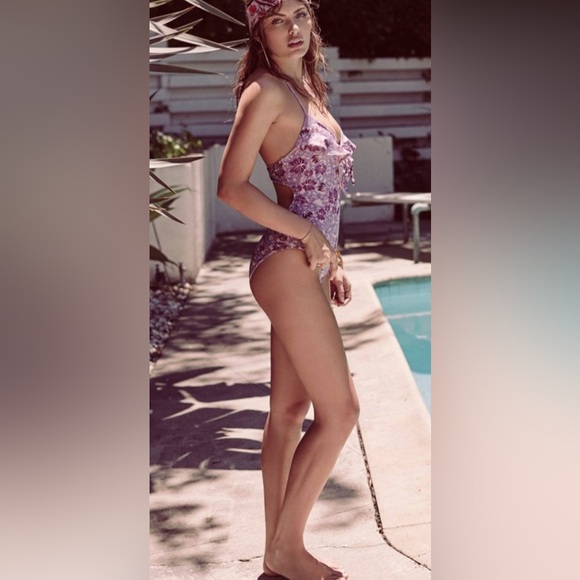 For Love And Lemons Cannes‎ Floral Purple One-Piece Swimsuit Size Medium - Picture 2 of 9
